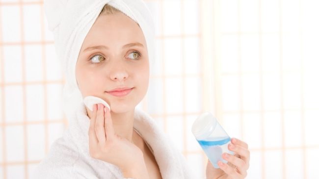 AKNE_800_WEB-800×500